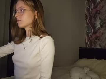 webcam girl lowress live cam image #12035142