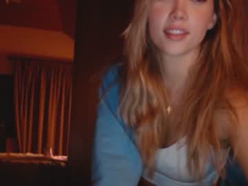webcam girl bitter_moon live cam image #3861931