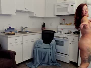 webcam girl carliescott_meow live cam image #3051105