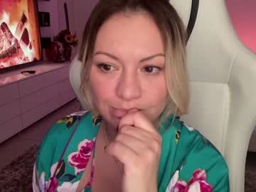 webcam girl kiradivine live cam image #634564