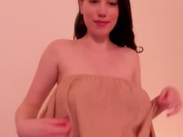 webcam girl lilamytee1 live cam image #9401094