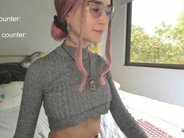 webcam girl lonelly_lolly98 live cam image #9457117