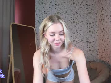 webcam couple cassie_palmer live cam image #8893219