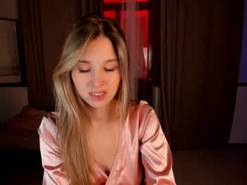webcam girl milablush live cam image #5272903