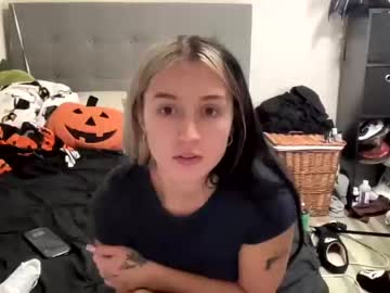 webcam girl charlybarbie live cam image #7921265