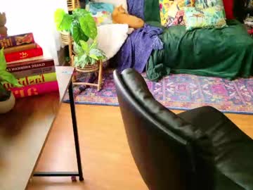 webcam girl annatigarr live cam image #9811161