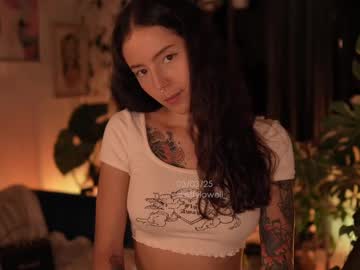 webcam girl effylowell_ live cam image #12011333
