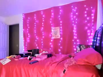 webcam girl sweetandsassyjuicy live cam image #1019615