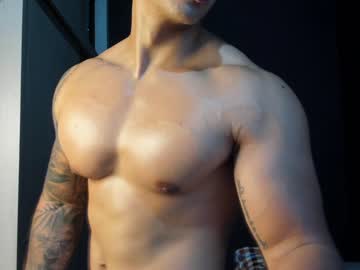 webcam man nicolasmuscle live cam image #6909133
