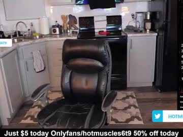 webcam man hotmuscles6t9 live cam image #9535576