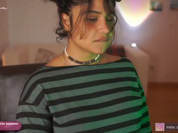 webcam girl arletnoa live cam image #7728701