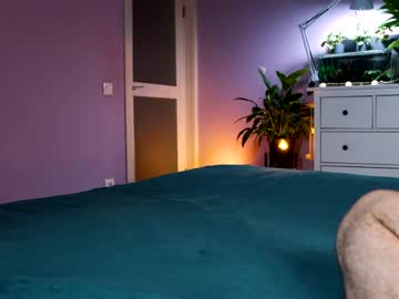webcam girl luxureart live cam image #9117393