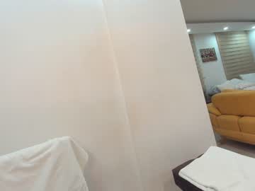 webcam girl ehotlovea live cam image #4025639