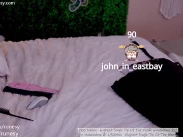 webcam girl runesy live cam image #6869741