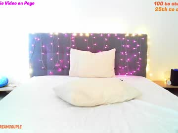 webcam couple peachcreamcouple live cam image #1758463