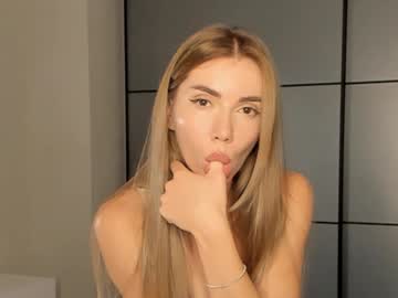 webcam girl misssweettie live cam image #10695060