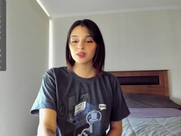 webcam girl yourfreakygirl live cam image #7747004
