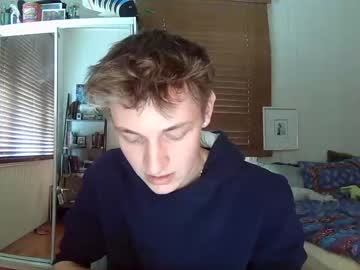 webcam man stoopidtwink live cam image #953123