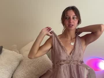 webcam girl mommamia12 live cam image #10702915