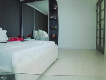 webcam girl hefner_girl live cam image #9352428