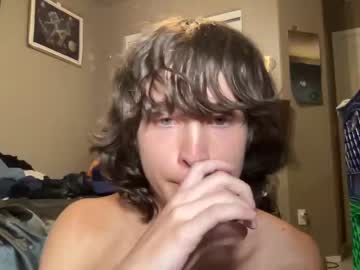 webcam man jungleliving333 live cam image #2178217