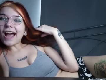 webcam girl lizzyylovesick live cam image #10030241