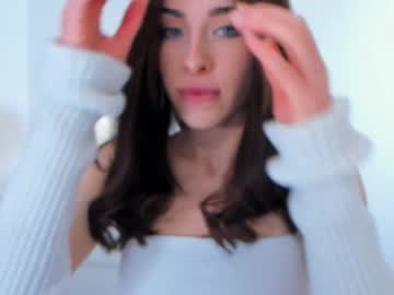 webcam girl uwunikaa live cam image #7919608