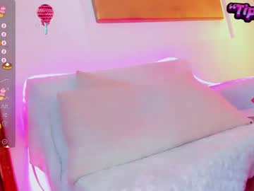 webcam tranny nahiavictoria live cam image #8784770