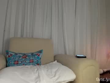 webcam girl oksanafedorova live cam image #3791650