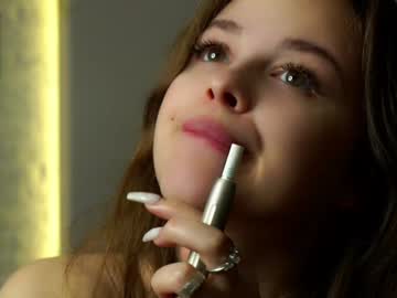 webcam girl a_whole_eternity live cam image #10702748