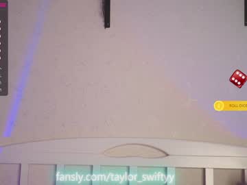 webcam girl _taylor_swift live cam image #2300312