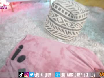 webcam girl lexi_luv live cam image #3870196