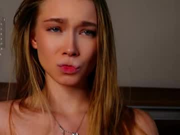 webcam girl lipswithsweetonthem live cam image #12387909