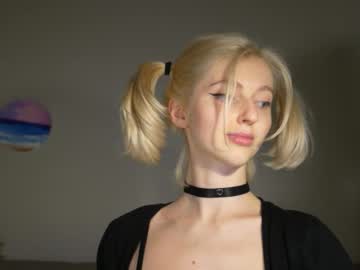 webcam girl yournaughtymiss live cam image #11828970