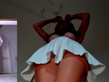 webcam girl legswattitude live cam image #9412442