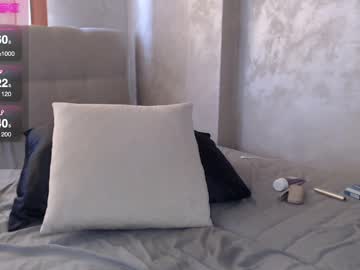 webcam girl alisagoddie19 live cam image #13021788