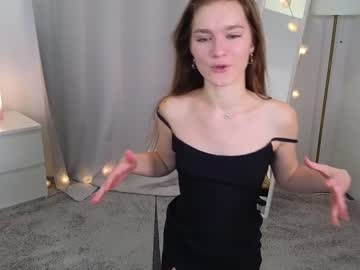 webcam girl charming_luna live cam image #8012715