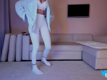 webcam girl hollyextra live cam image #4900421