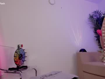 webcam girl gigi_ulala live cam image #6224401
