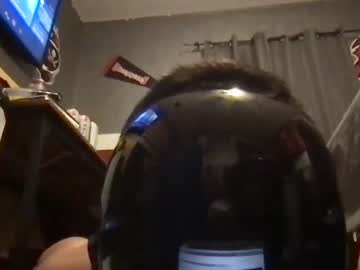 webcam man captainconner live cam image #6919095