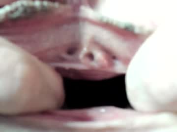 webcam girl courtney_luv live cam image #10911641