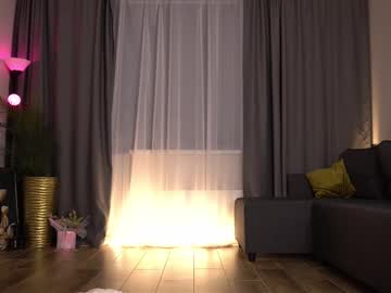 webcam girl cherry_beauty live cam image #12102340