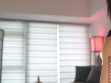 webcam girl belle_adrienne live cam image #9952805