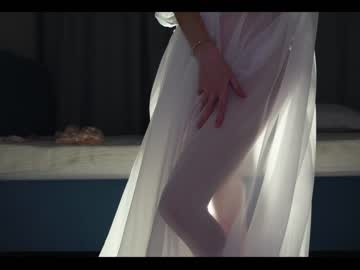 webcam girl arielday live cam image #7984285