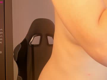 webcam girl atomi_000 live cam image #3050535