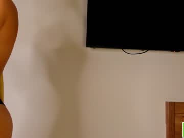 webcam girl amandamedrano live cam image #4273625