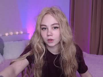 webcam girl little__princesss1 live cam image #1245696