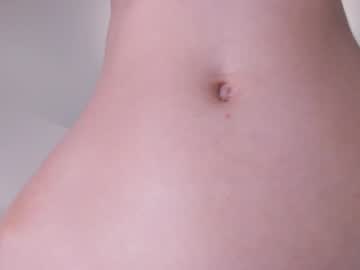 webcam girl lauratanguy live cam image #10786786