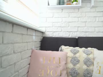 webcam girl sweety_rinushka_ live cam image #9875205