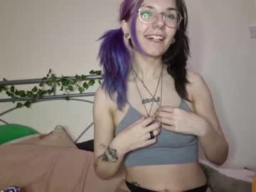 webcam girl lizzyylovesick live cam image #9513212